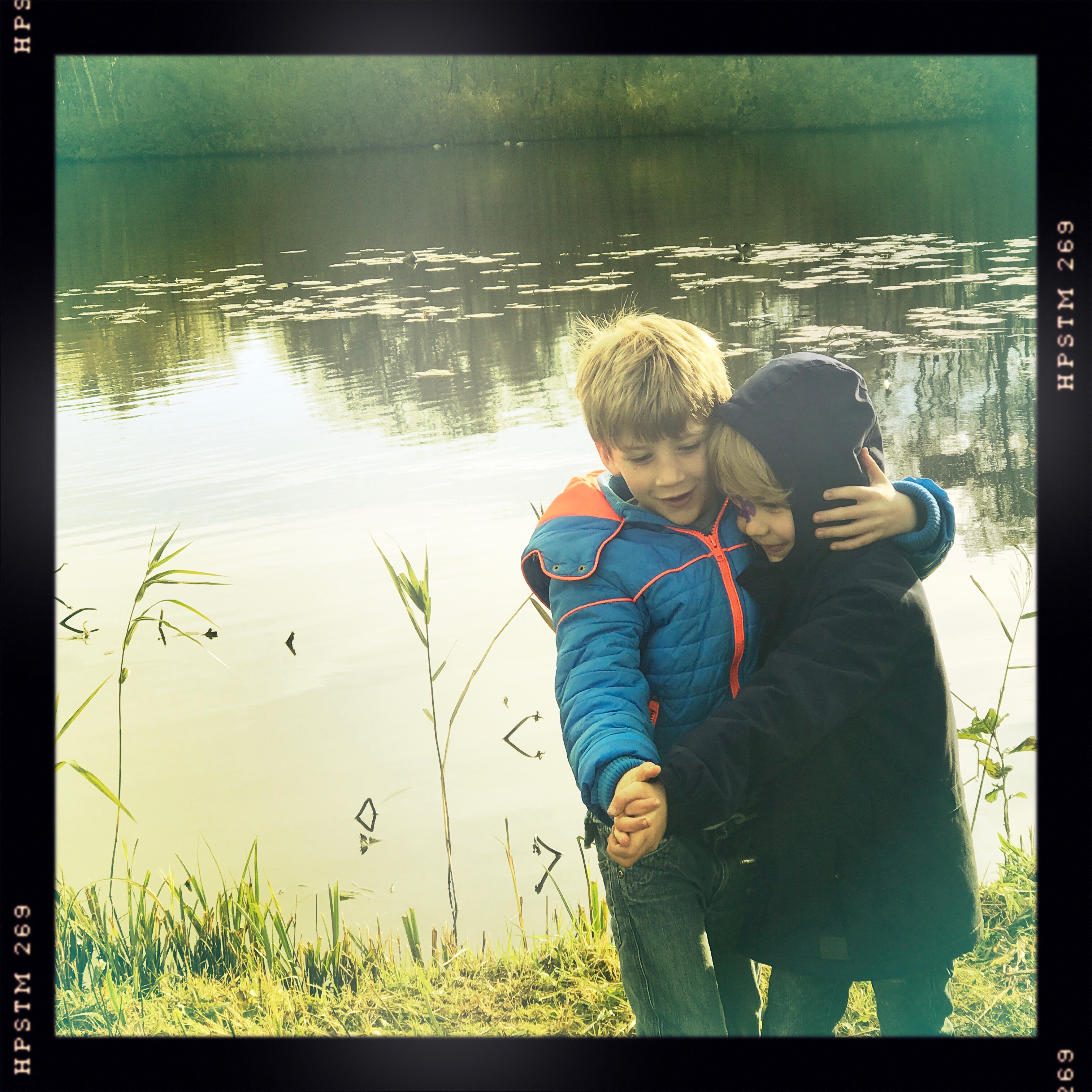 HipstamaticPhoto-563015837.674646